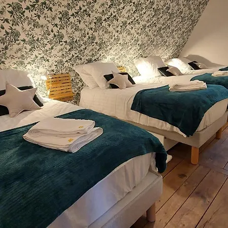 8 Pers Avec Jacuzzi Et Jardin Aurillac Holiday home Arpajon-sur-Cere