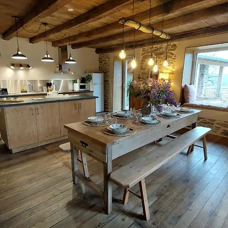 8 Pers Avec Et Jardin Proximite Aurillac Casa de Férias Arpajon-sur-Cere