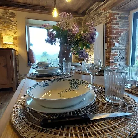 8 Pers Avec Et Jardin Proximite Aurillac Casa de Férias Arpajon-sur-Cere