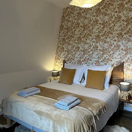 8 Pers Avec Et Jardin Proximite Aurillac