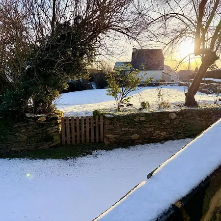 8 Pers Avec Et Jardin Proximite Aurillac Arpajon-sur-Cere